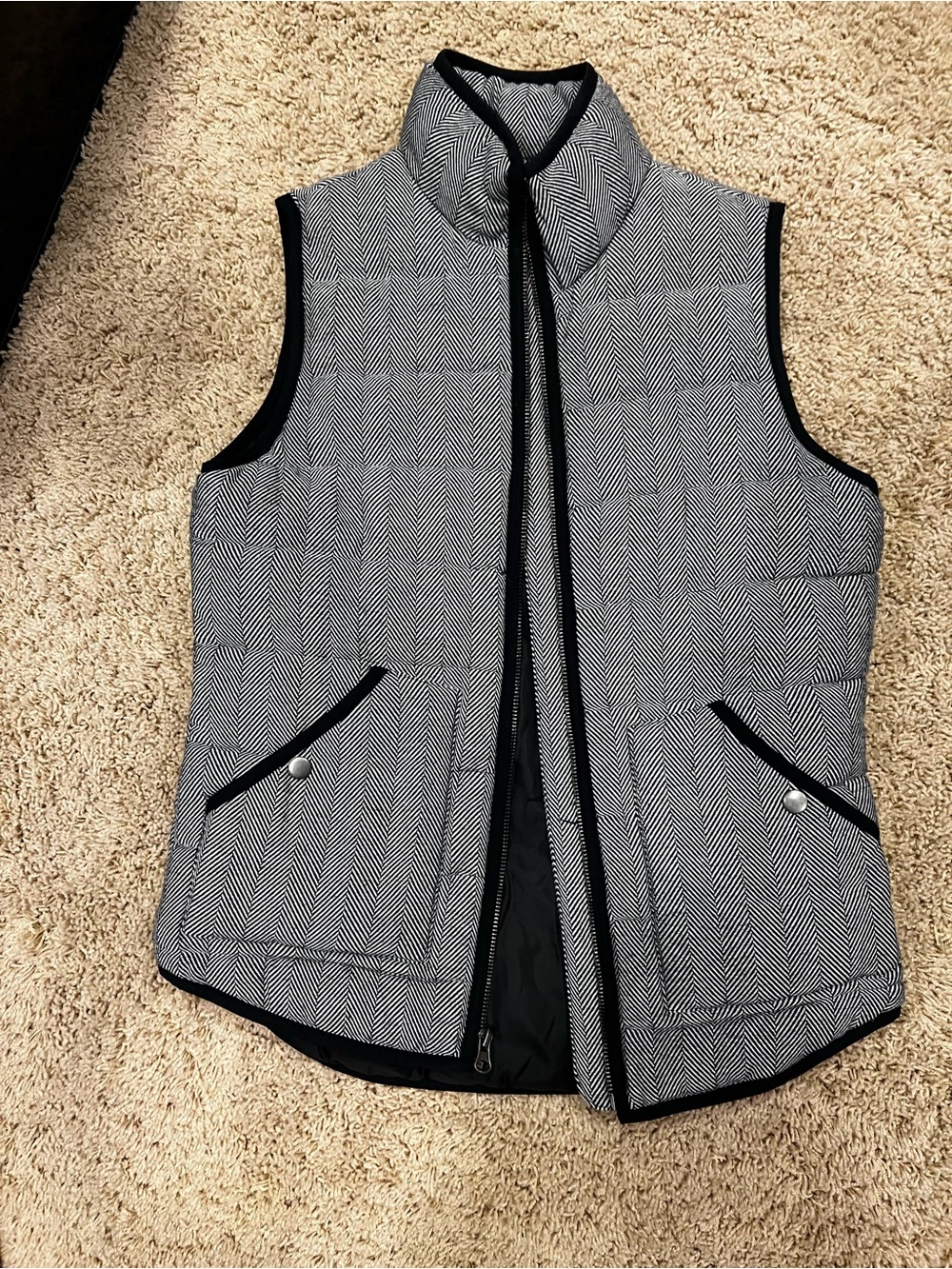 Merona Black & White Quilted Herringbone Vest